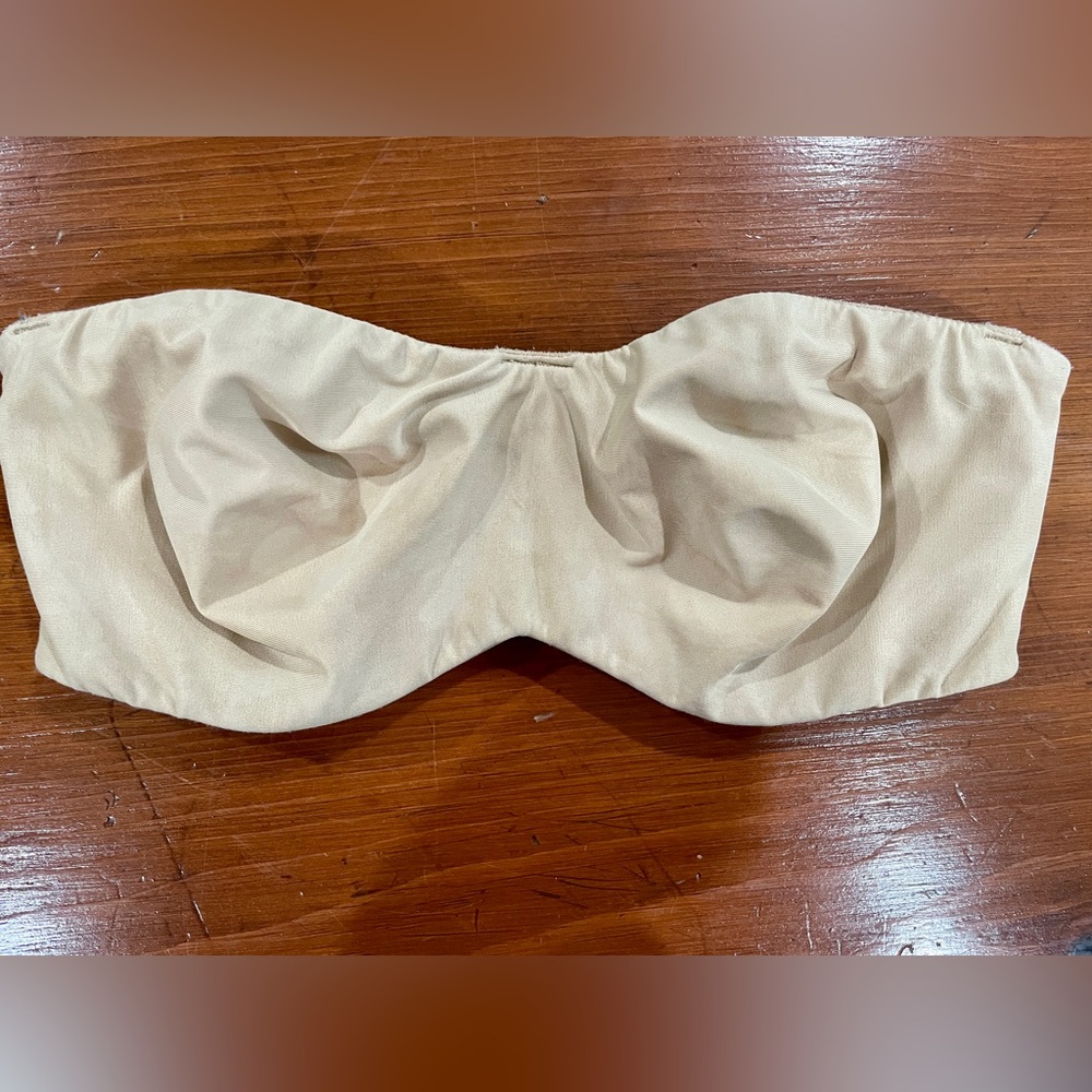 Nude Tailored Strapless Minimizer Bra